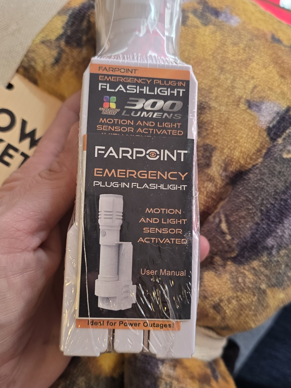 Farpoint Emergency Plug-In Flashlight 300 Lumens White & Black